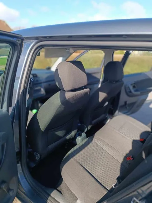 Skoda Fabia  Image 5