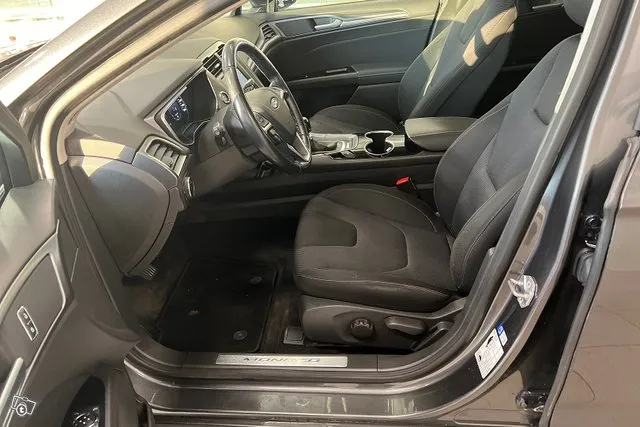 Ford Mondeo 1,5 EcoBoost 160hv M6 Titanium Business 5D * Navi / Sony hifi / Peruutuskamera* Image 9