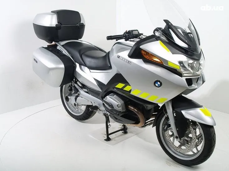 BMW R  Image 4