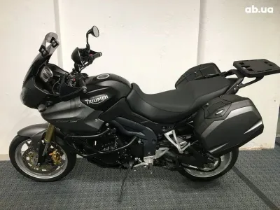 Triumph Tiger 